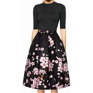 Pleated Vintage Floral A-Line Skirt